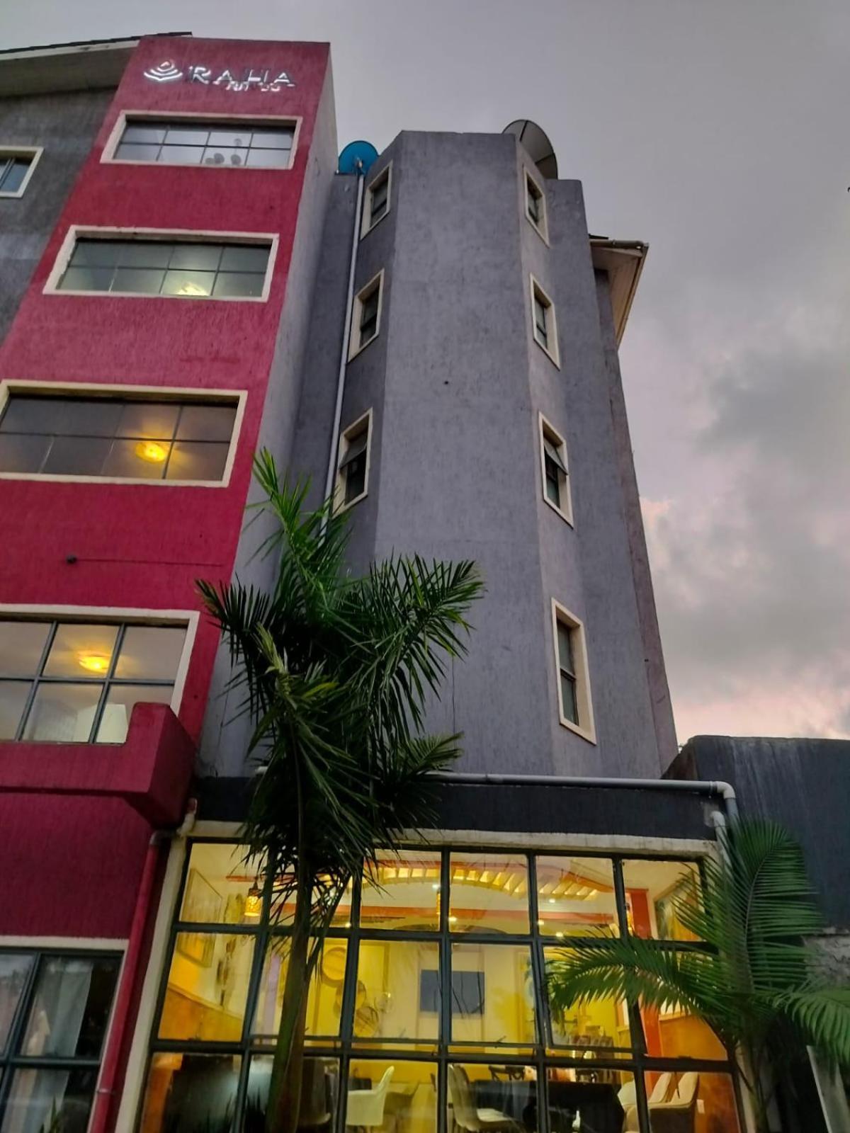 Raha Hotel & Suites نيروبي المظهر الخارجي الصورة